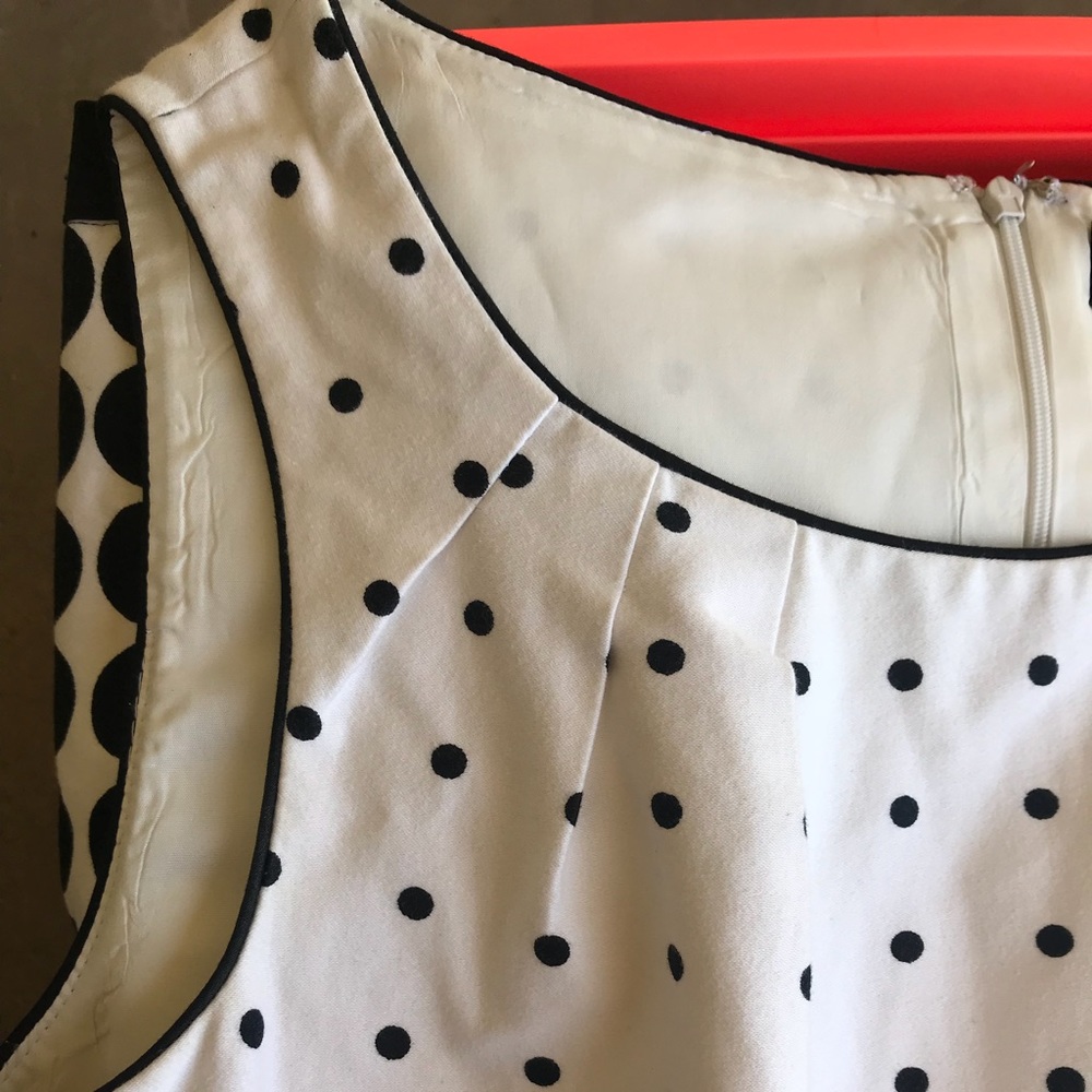 More pictures of tahari dress